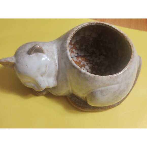 Large Stoneware Cat Planter David Stewart 10.5 x 7 x 5" - Picture 2 of 8